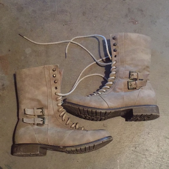 Combat Boots - Picture 3 of 5
